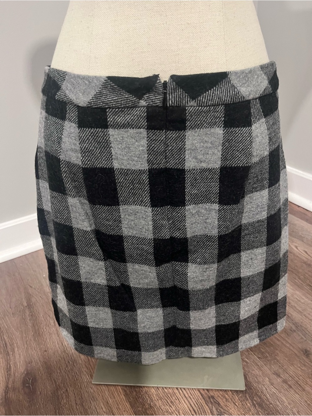 Madewell Black and Gray Plaid Mini Skirt - Picture 4 of 5